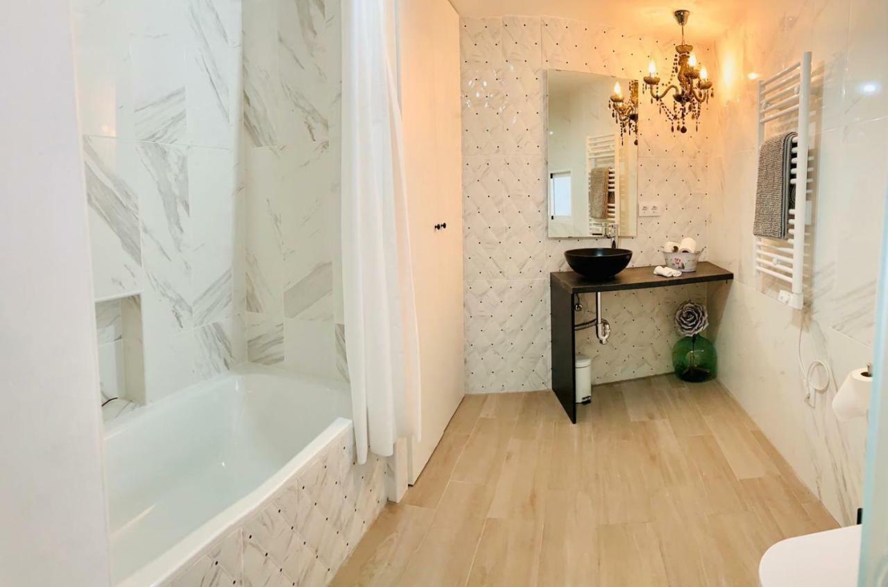 Vut- La Deliciosa Apartment Sotillo de la Adrada Bagian luar foto